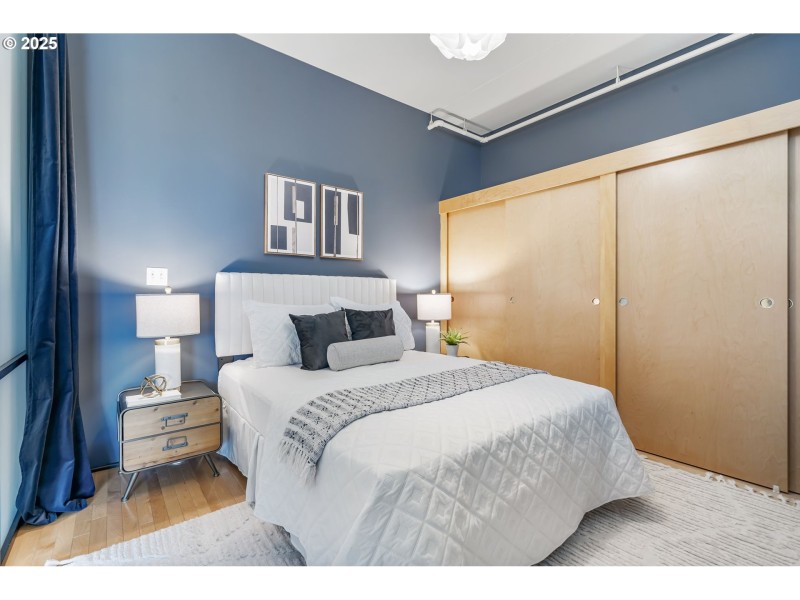 Bedroom, Primary