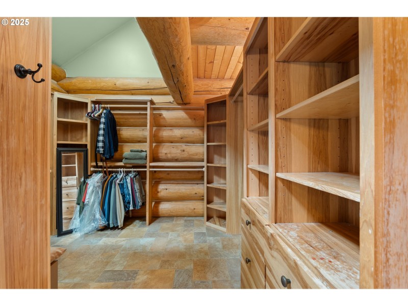 Owner's Suite Bedroom