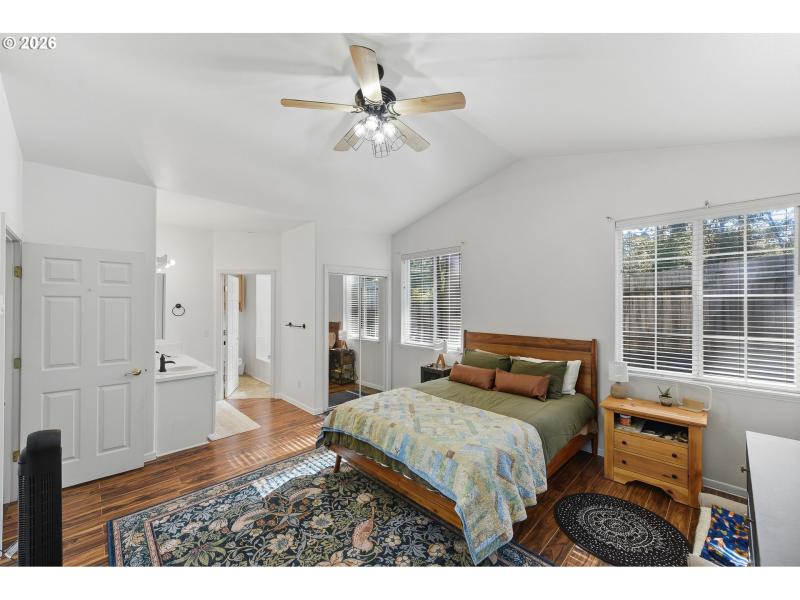 Bedroom, Owner's Suite