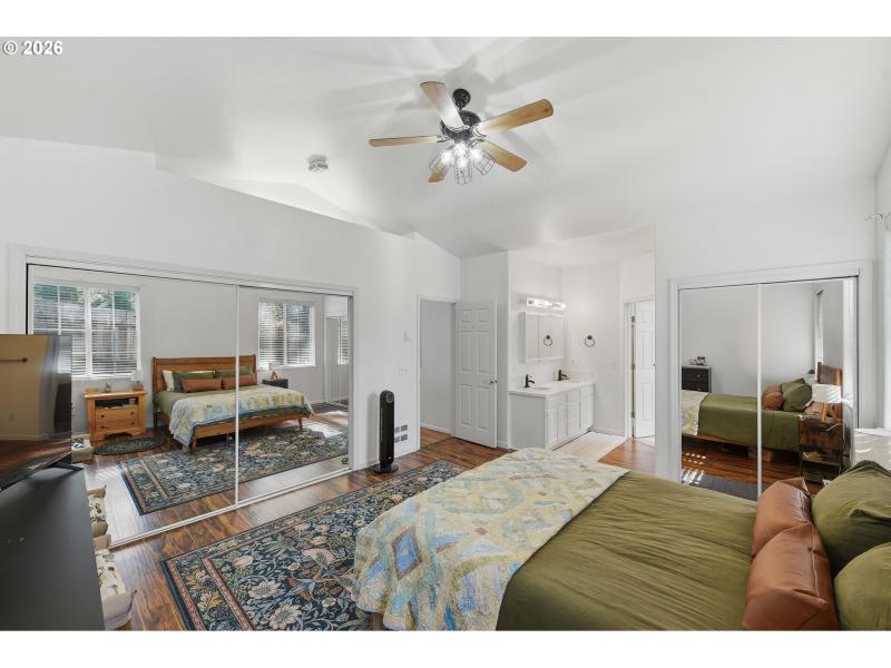 Bedroom, Owner's Suite