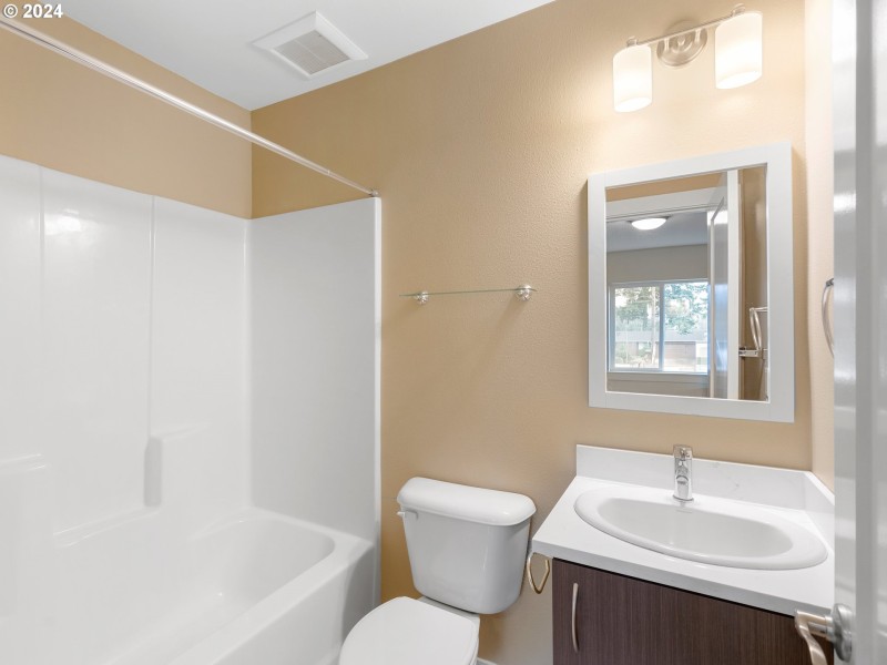 Bathroom, Attached