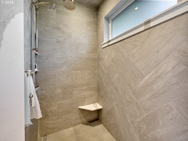 Owner's Suite Bathroom