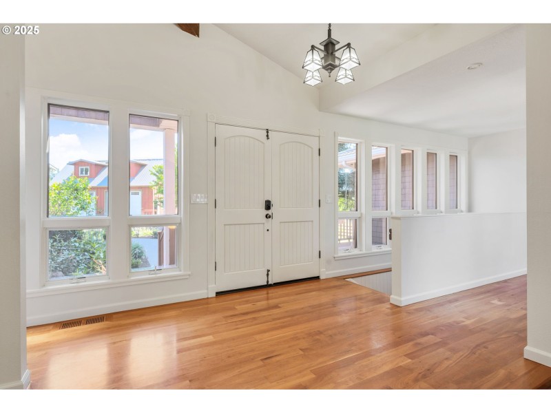 Entrance/Foyer