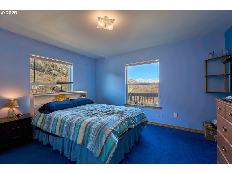 Bedroom, Primary