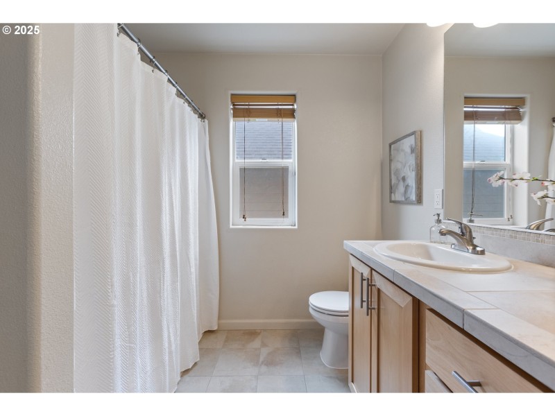 Bathroom, Attached