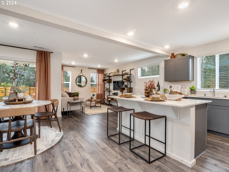 Kitchen/Living Room
