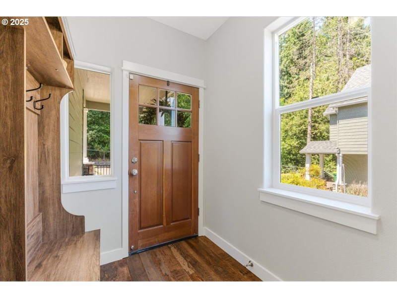 Entrance/Foyer