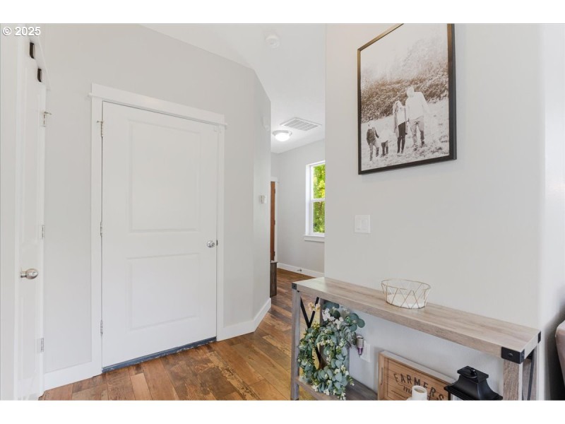 Entrance/Foyer