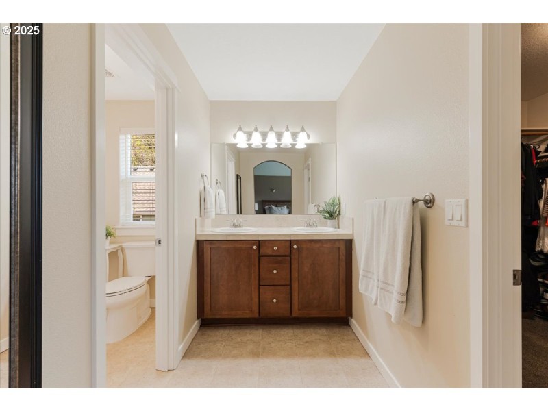 Bathroom, Attached