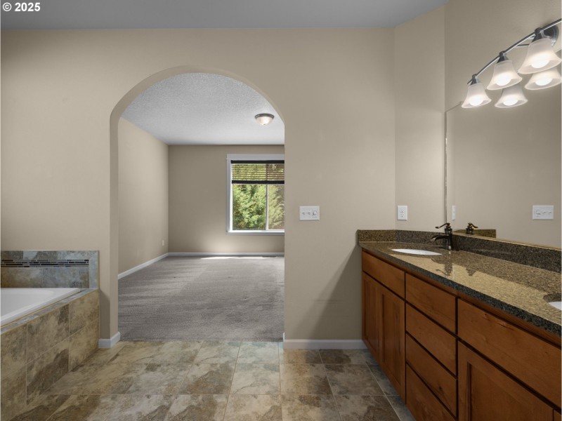 Owner's Suite Bathroom