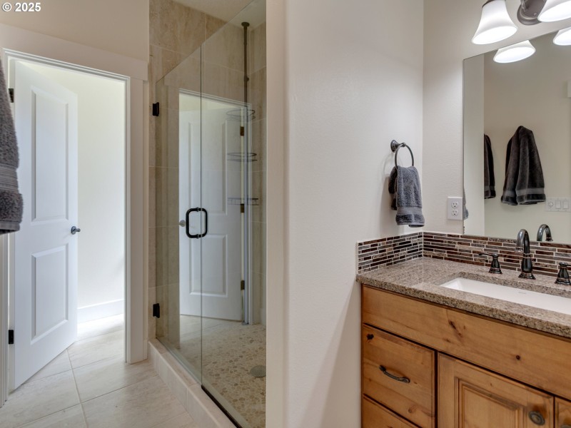 Bathroom, Attached