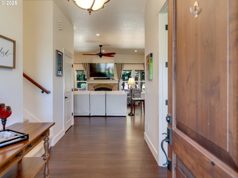 Entrance/Foyer