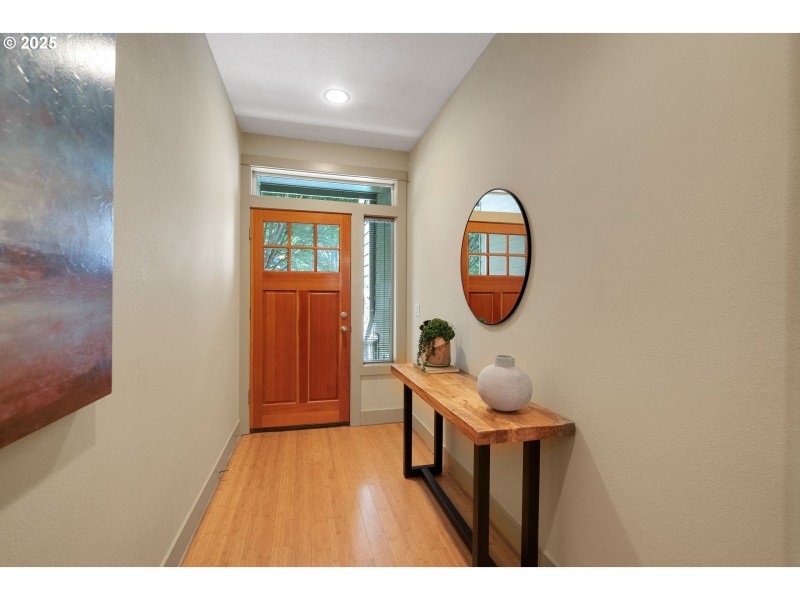 Entrance/Foyer