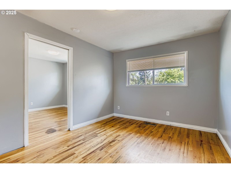 Bedroom, Primary