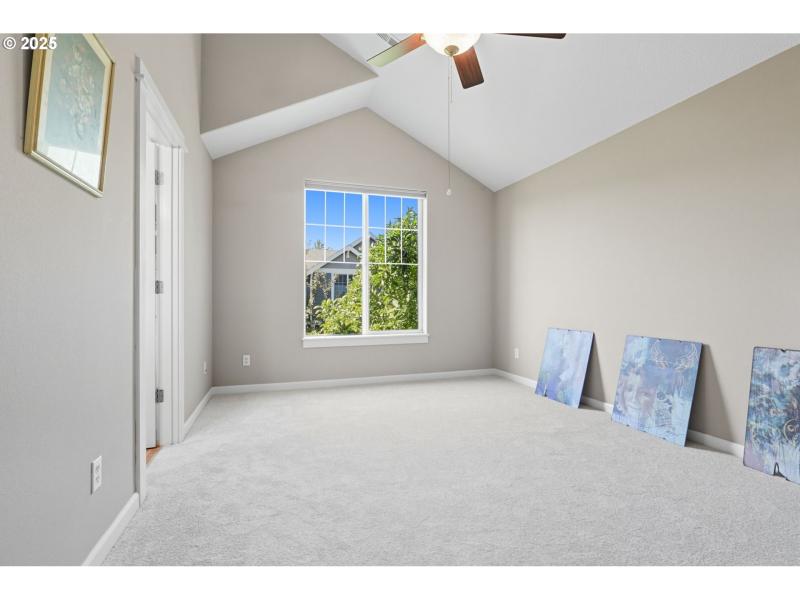 Bedroom, Primary