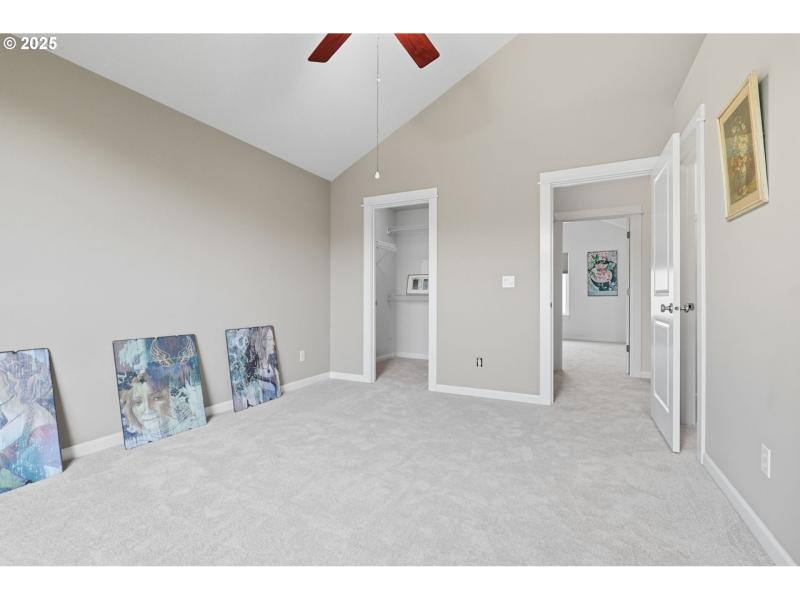 Bedroom, Primary