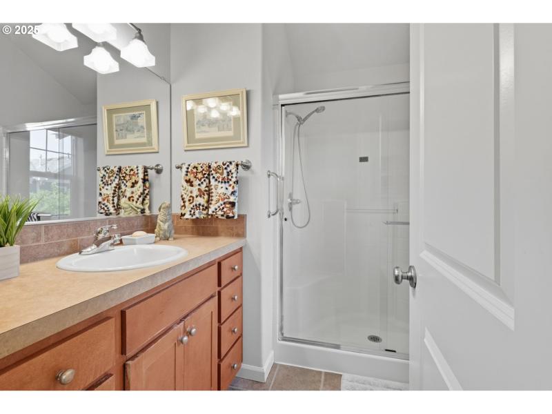 Bathroom, Attached