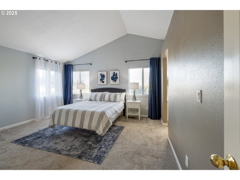 Bedroom, Primary