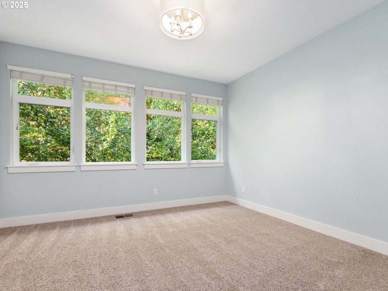 Bedroom, Primary