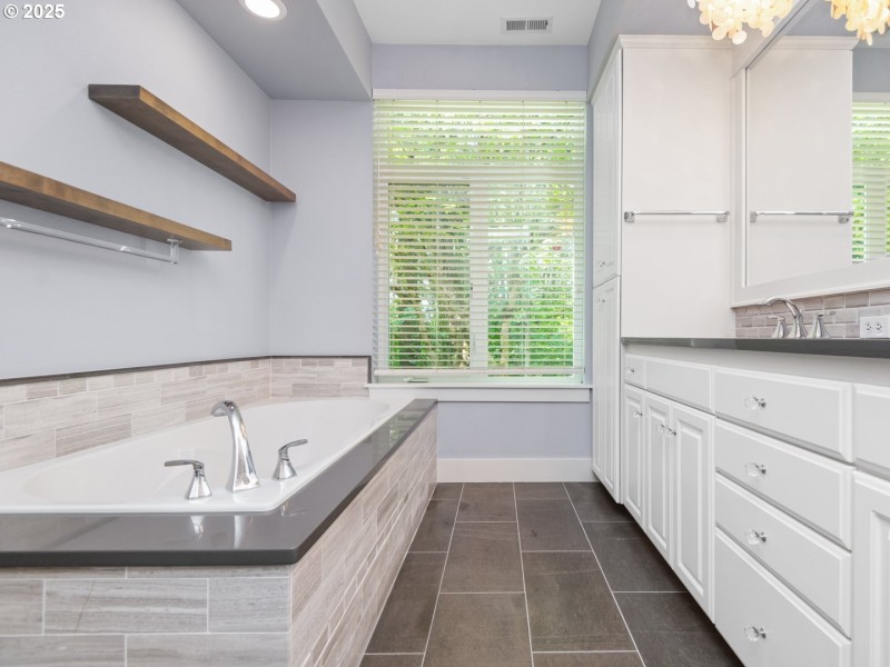 Bathroom, Attached