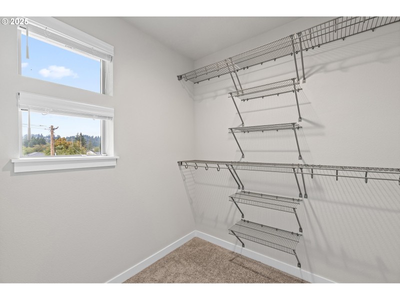 Bedroom, Primary