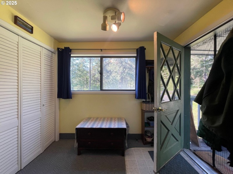 Entrance/Foyer