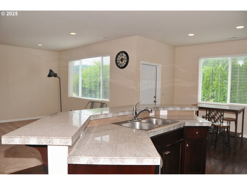 Kitchen/Living Room