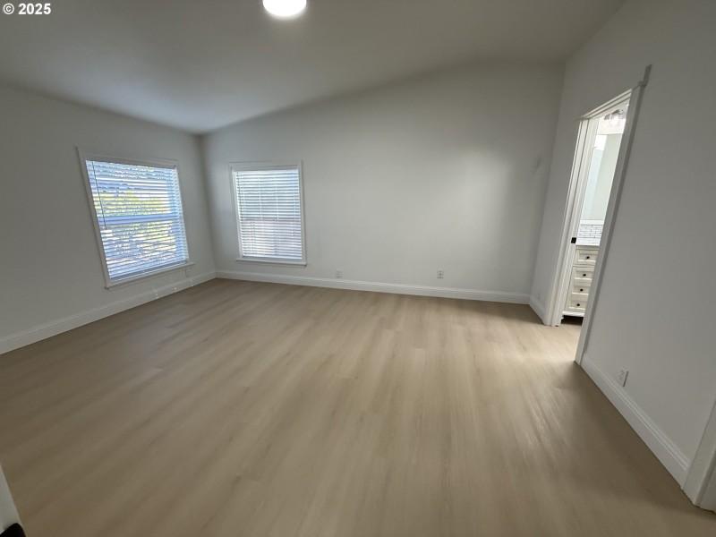 Bedroom, Primary