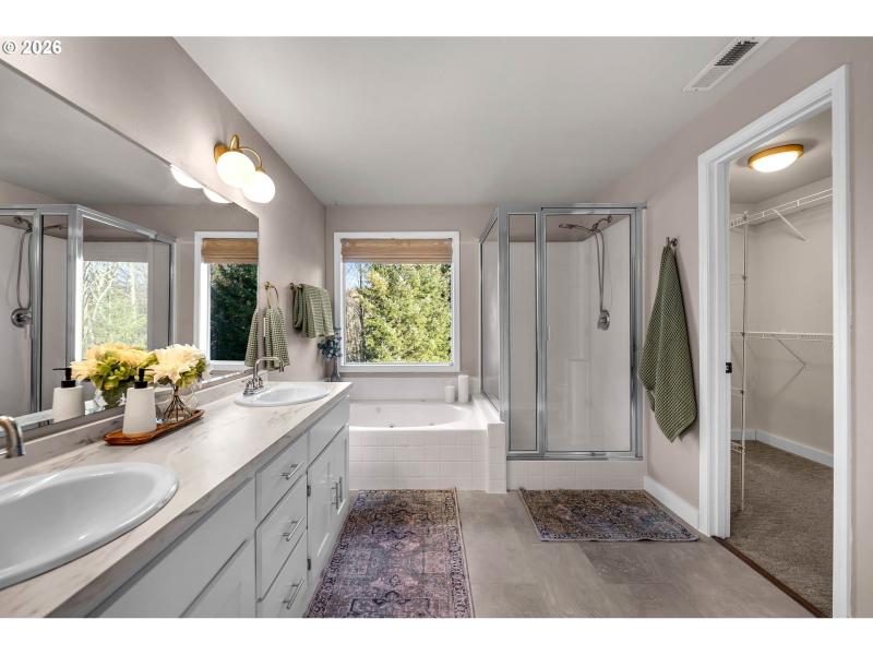 Owner's Suite Bathroom