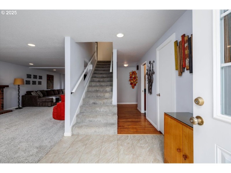 Entrance/Foyer