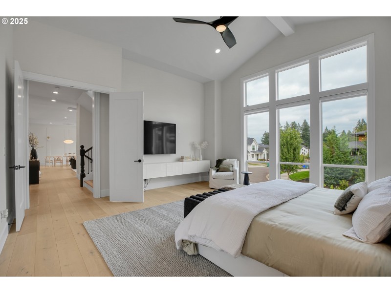 Bedroom, Owner's Suite