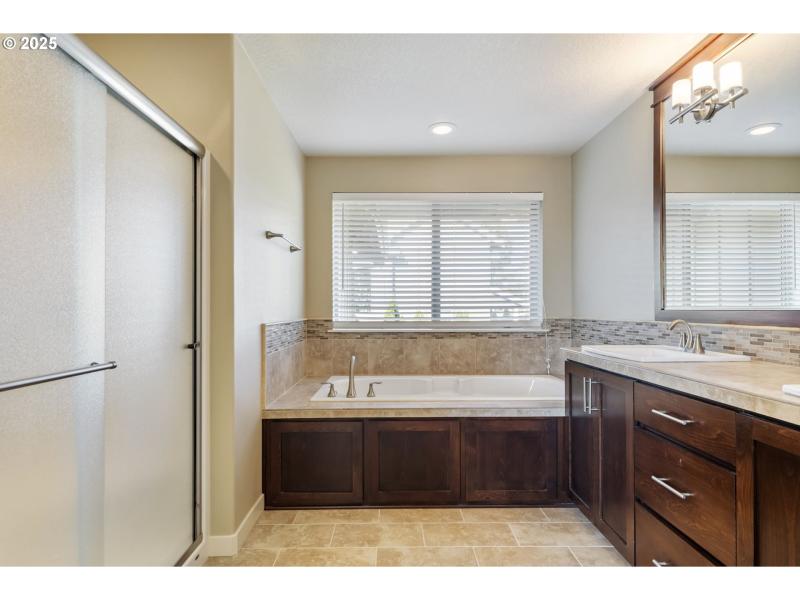 Bathroom, Attached