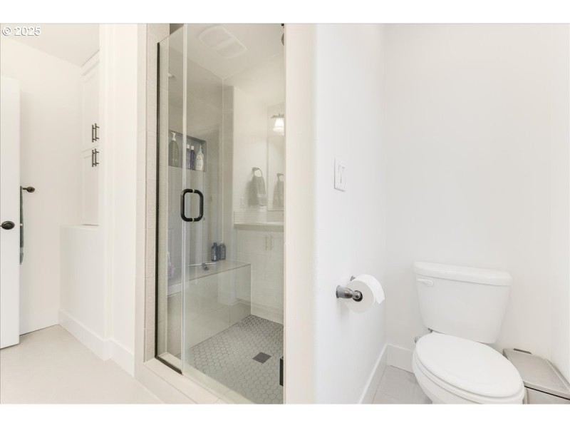 Bathroom, Attached