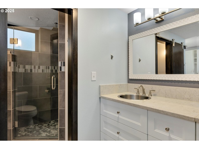 Bathroom, Attached