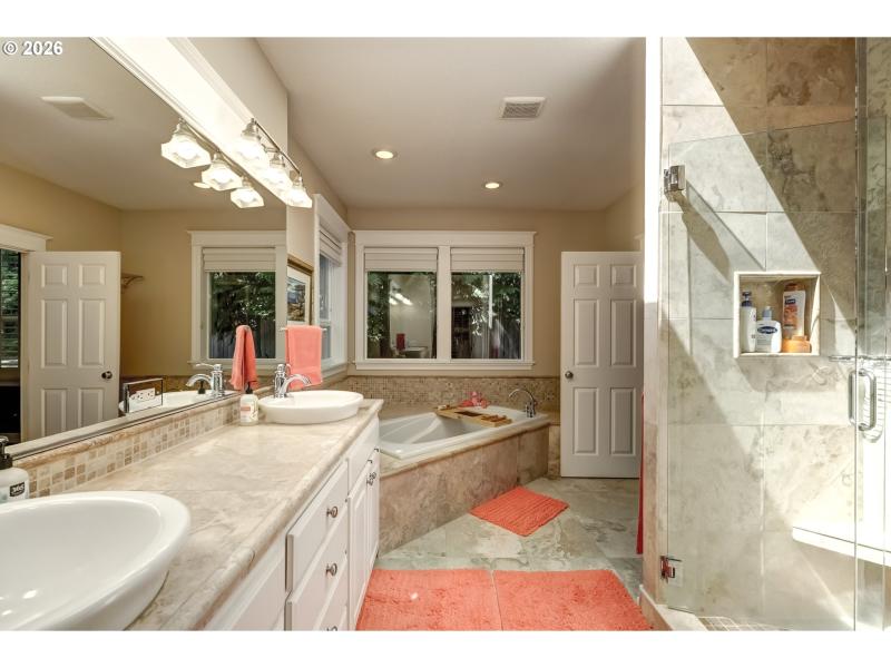 Owner's Suite Bathroom