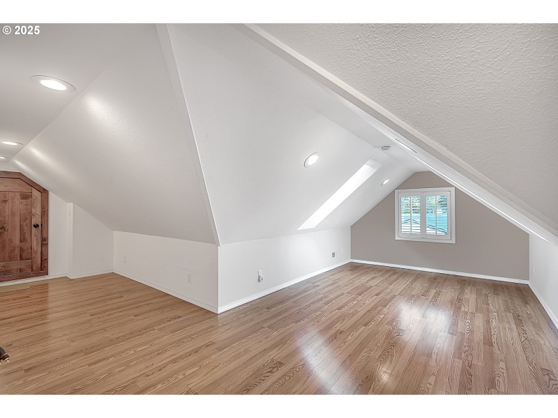 Bonus Room