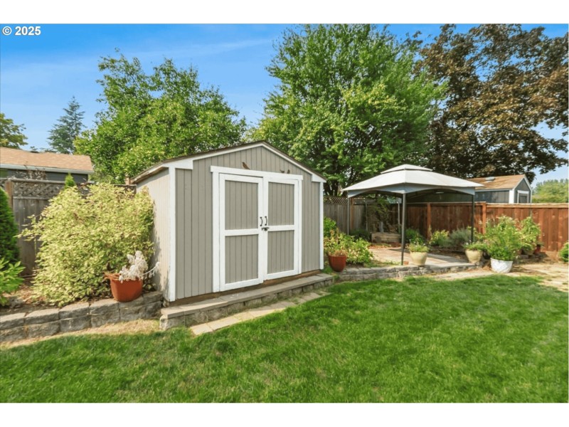 Shed