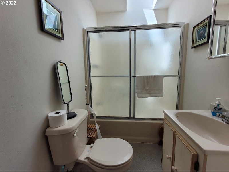 Upstairs Unit