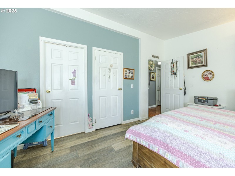 Bedroom, Owner's Suite