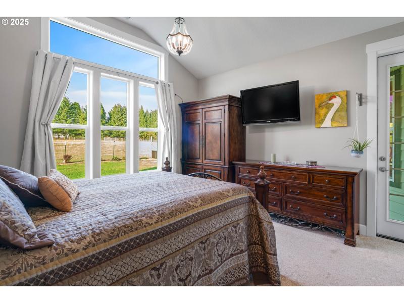 Bedroom, Owner's Suite