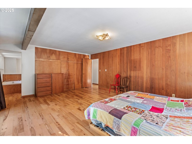 Owner's Suite Bedroom