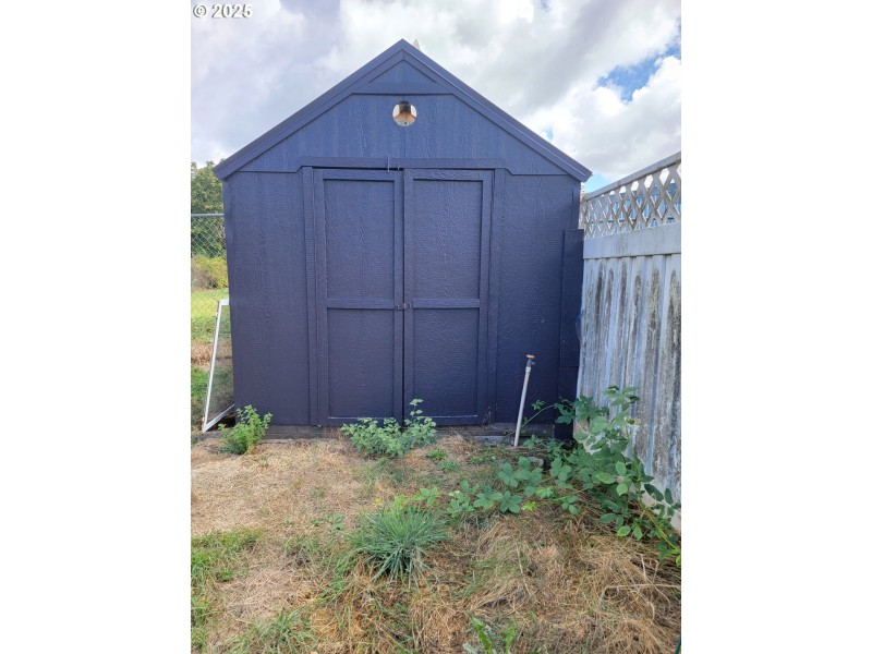 Shed