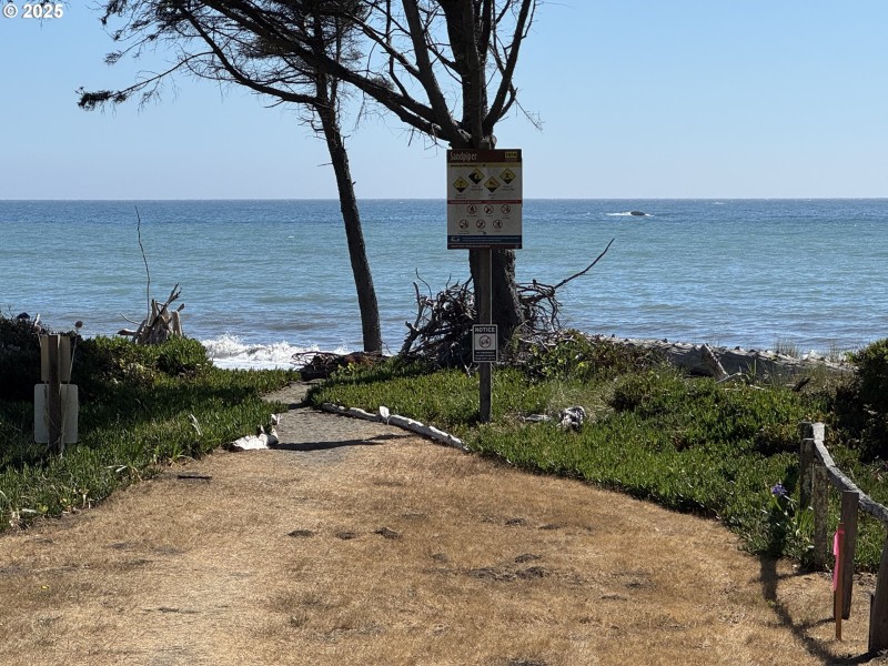 Beach Access Deeded