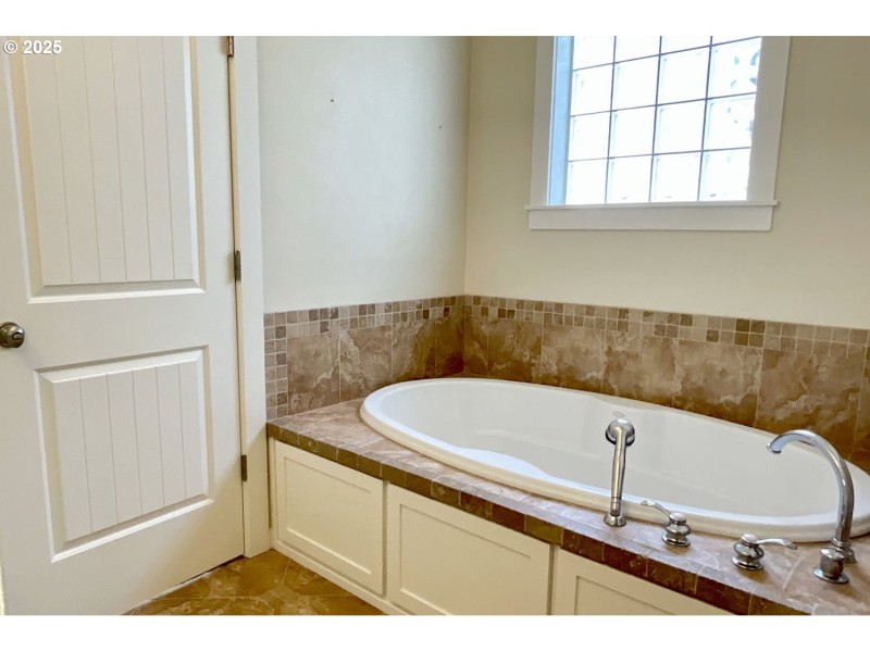Bathroom, Attached