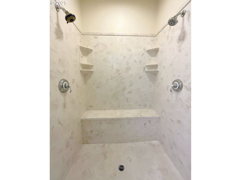 Bathroom, Attached