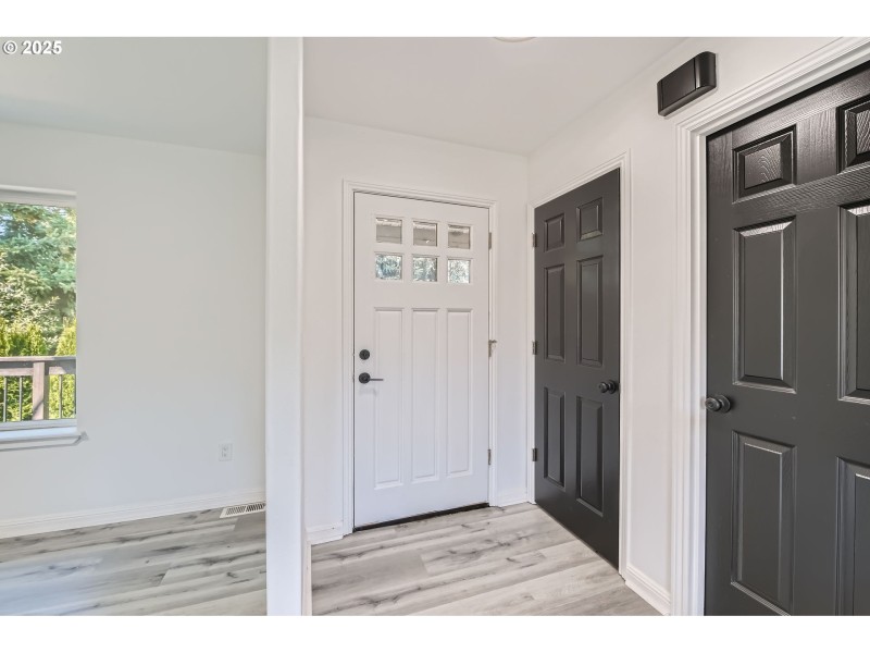 Entrance/Foyer