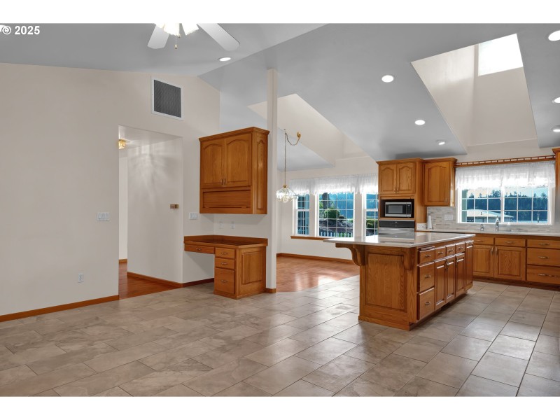 Kitchen/Family Room