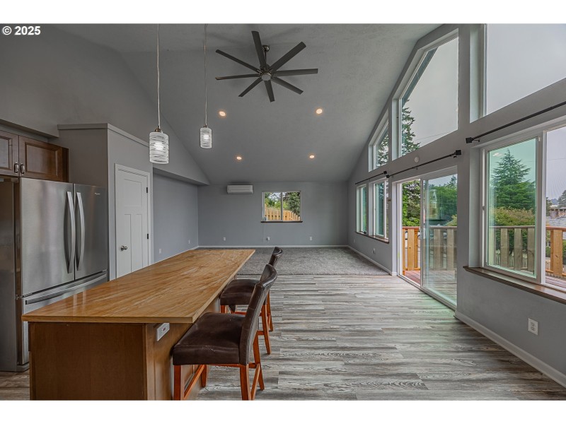 Kitchen/Living Room
