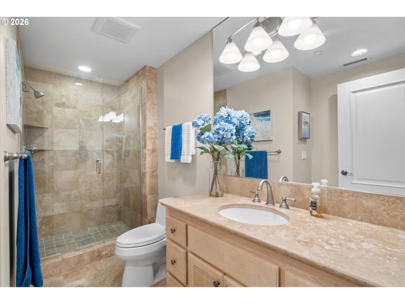 En Suite Bathroom