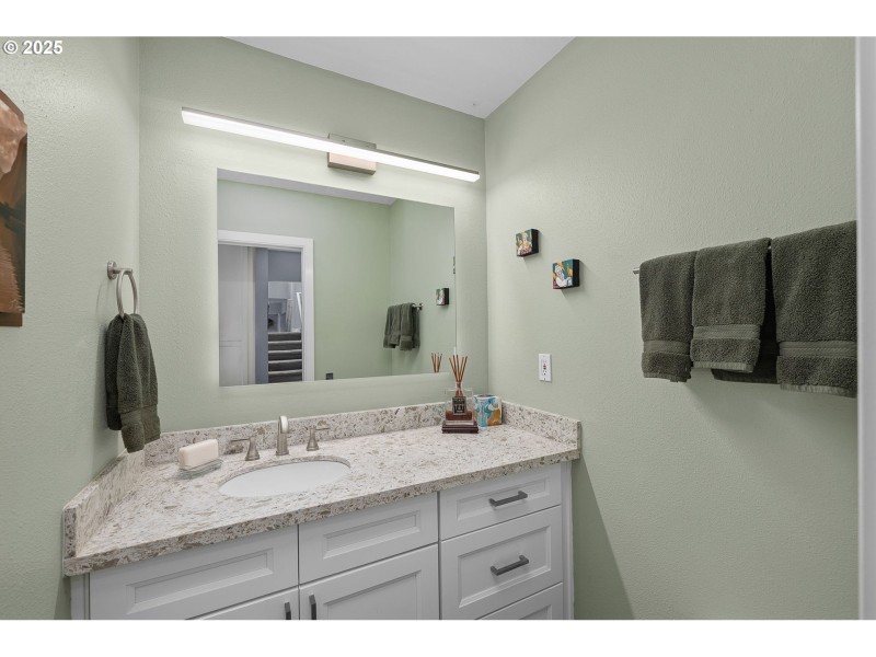 Bathroom, Continental